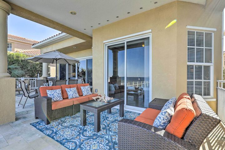 Waterfront Gem w / Pool & Dock in Apollo Beach