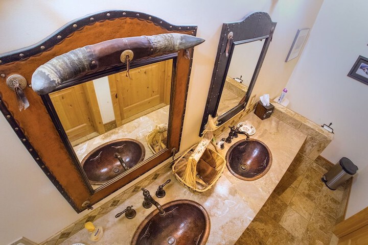Elktrace Bed & Breakfast
