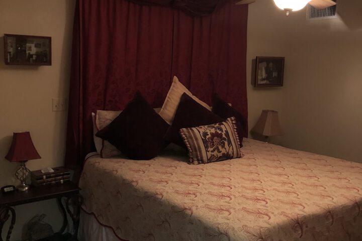 Room 208 of 289