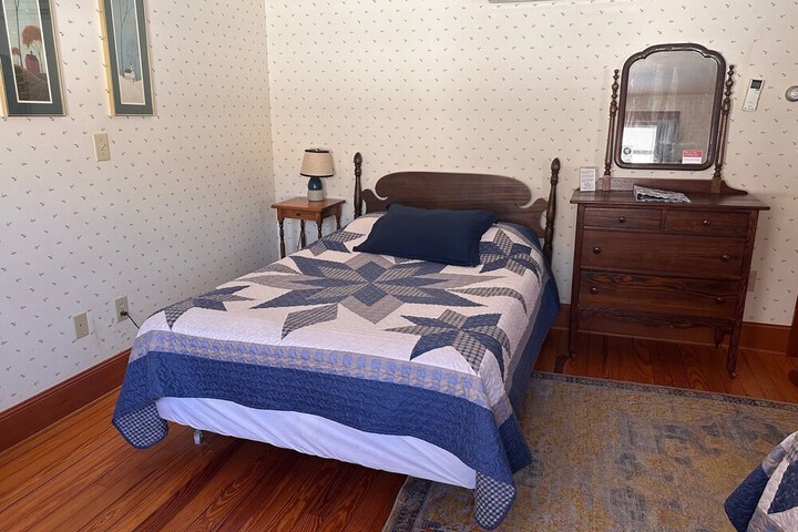 The Wayside Inn