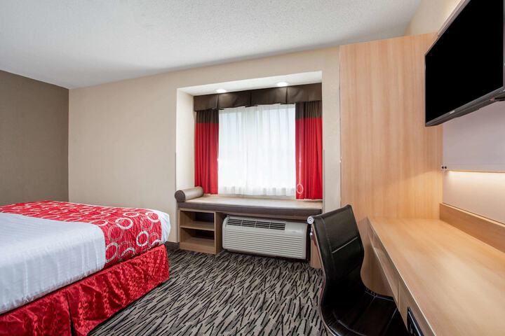 Microtel Inn & Suites by Wyndham Charleston WV