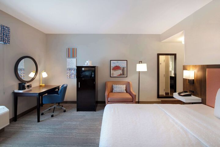 Room 11 of 42
