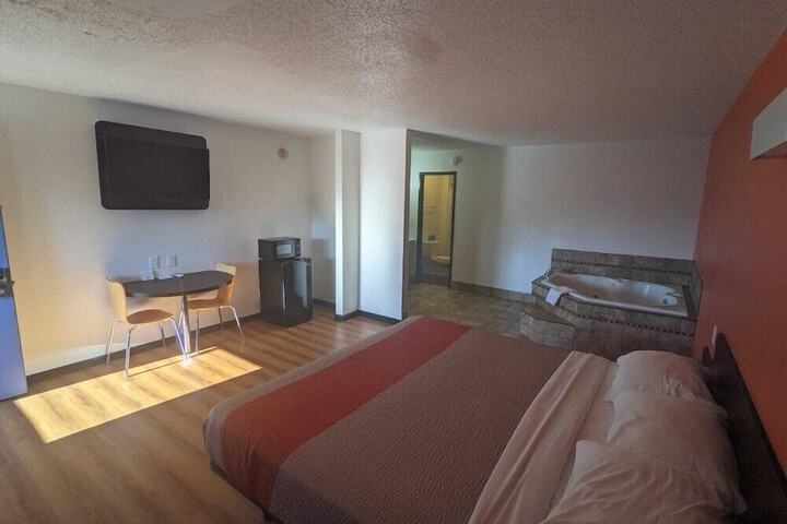 Motel 6 Ashland OH