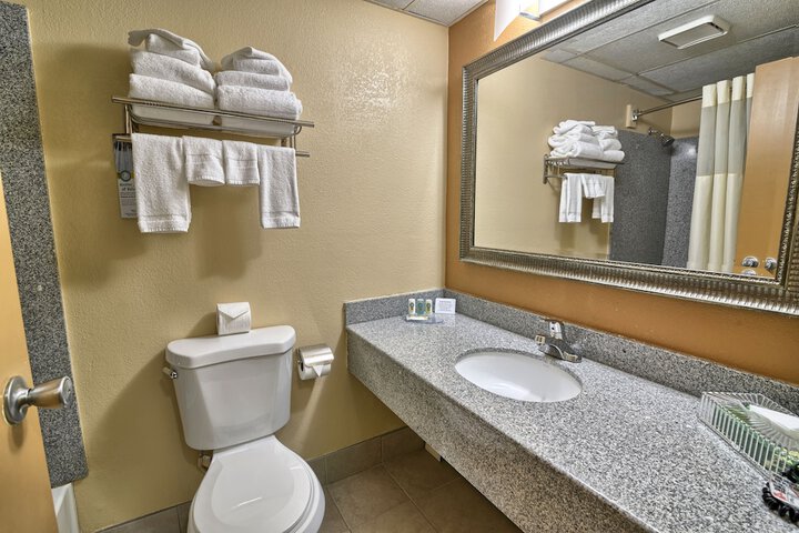 Room 19 of 37