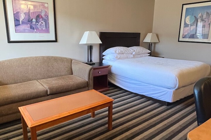 Room 16 of 26