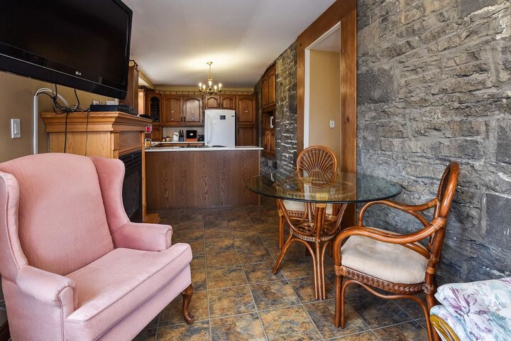 The Noble Suites