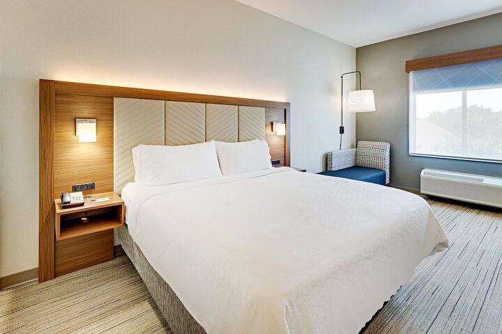Holiday Inn Express Hotel & Suites Weatherford by IHG