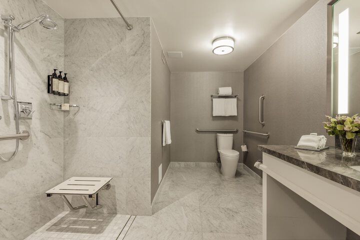 Room 29 of 122