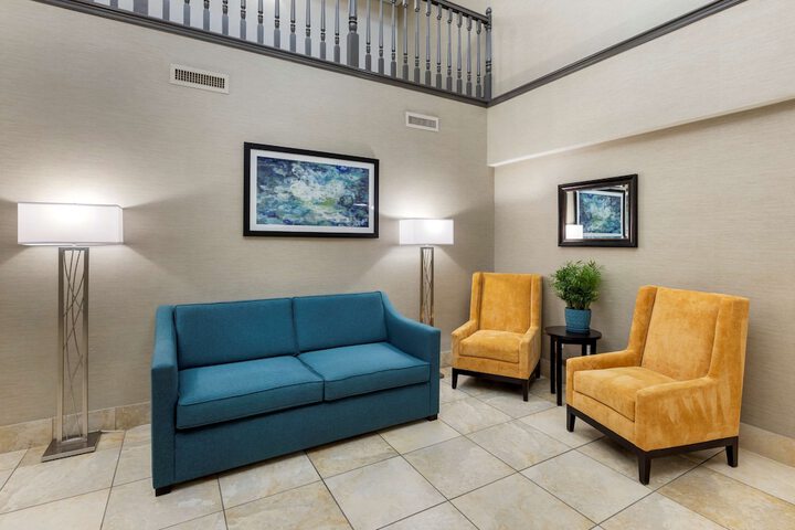 Best Western Watertown Inn and Suites