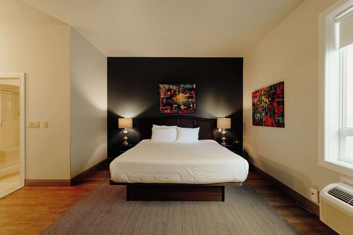 Mercer Hotel Downtown BW Premier Collection