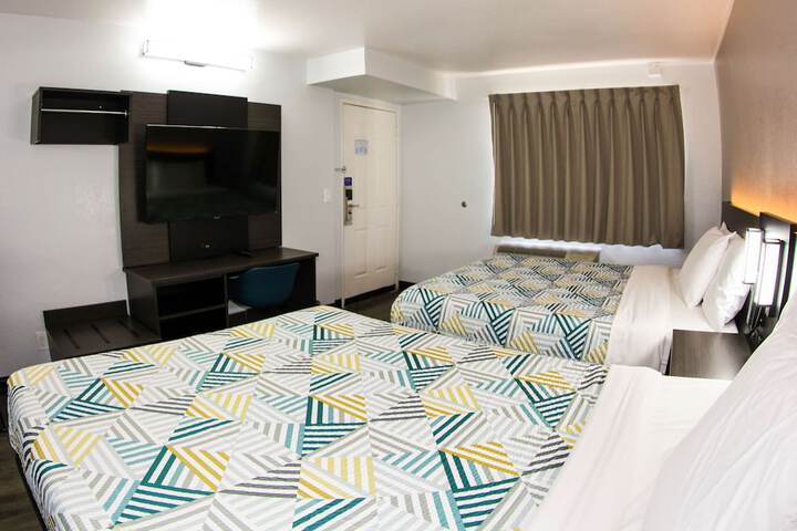Room 18 of 36