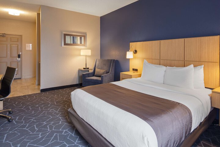 Room 21 of 29