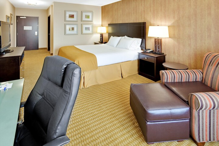 Holiday Inn Express Hotel & Suites Lebanon by IHG