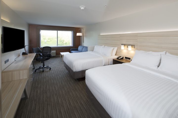 Holiday Inn Express Hotel & Suites Logansport by IHG