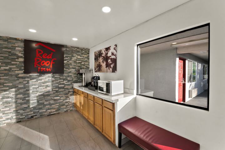 Red Roof Inn Los Angeles – Bellflower