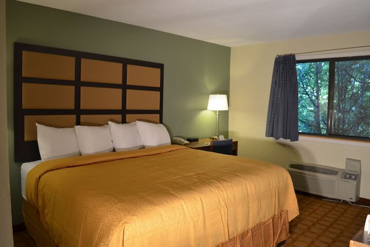 Room 35 of 56