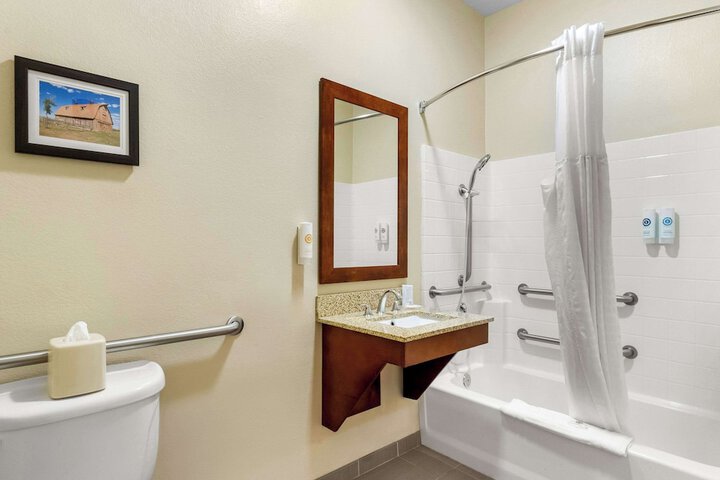 Room 20 of 66