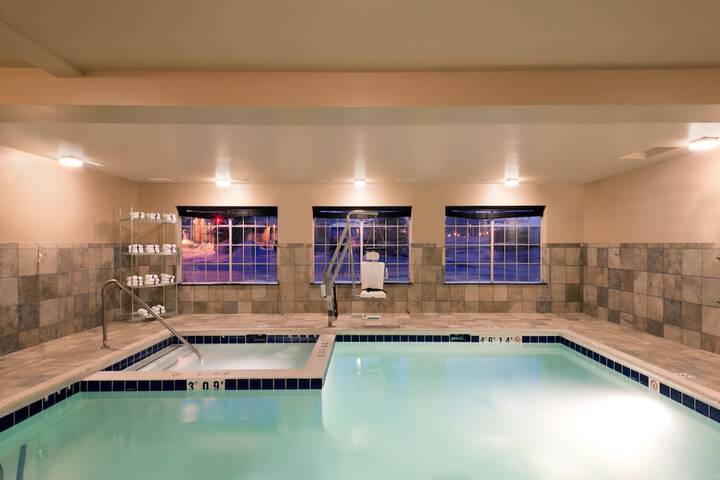 Holiday Inn Express & Suites Fraser - Winter Park Area by IHG