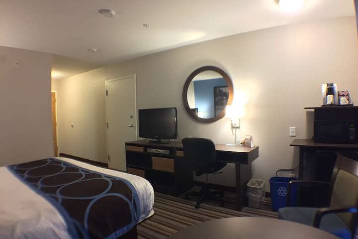 Super 8 by Wyndham Fort Frances