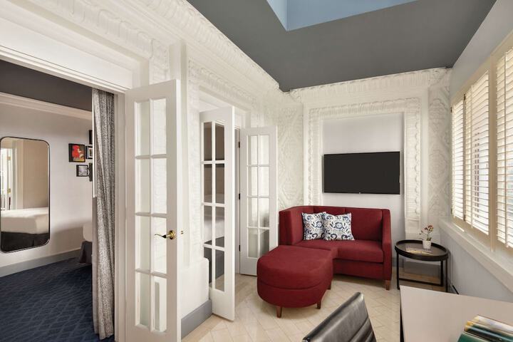 Room 18 of 56