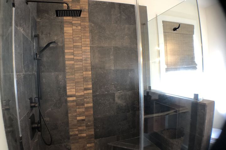 Room 20 of 53