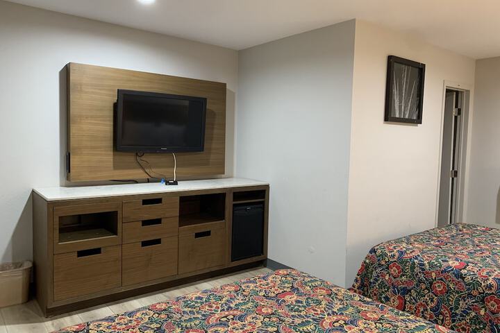Room 8 of 31