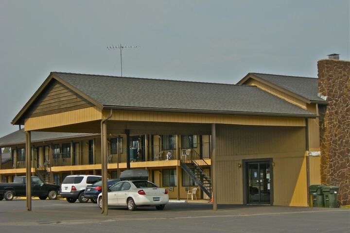 Red Lion Inn & Suites La Pine