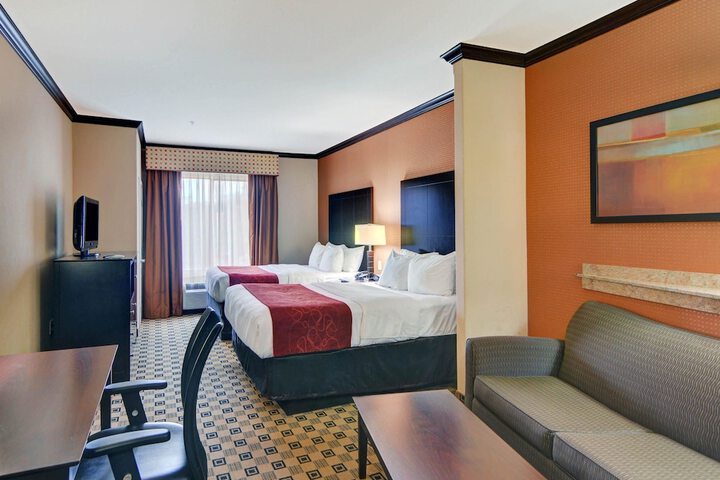 Room 16 of 30