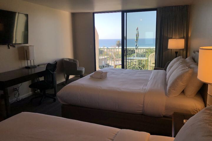 Room 29 of 53