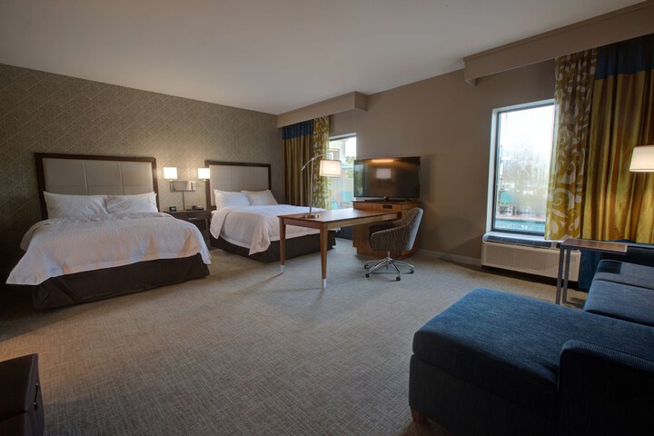 Room 15 of 34