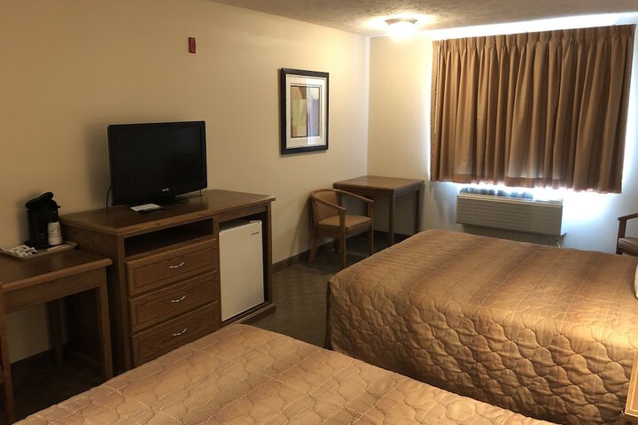 Room 11 of 35