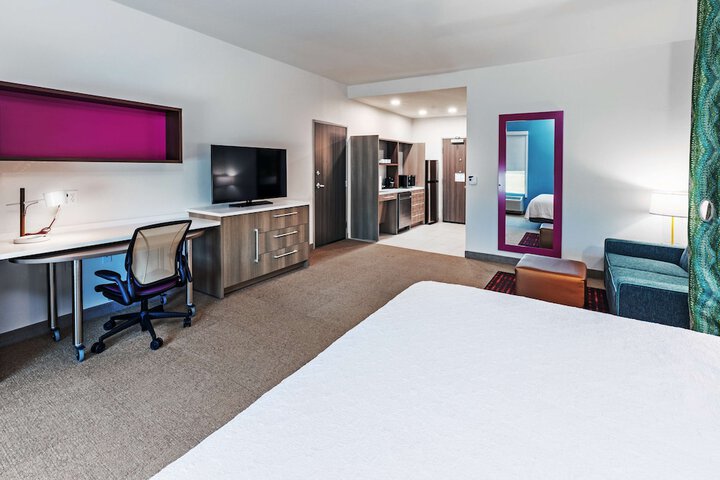 Room 16 of 51