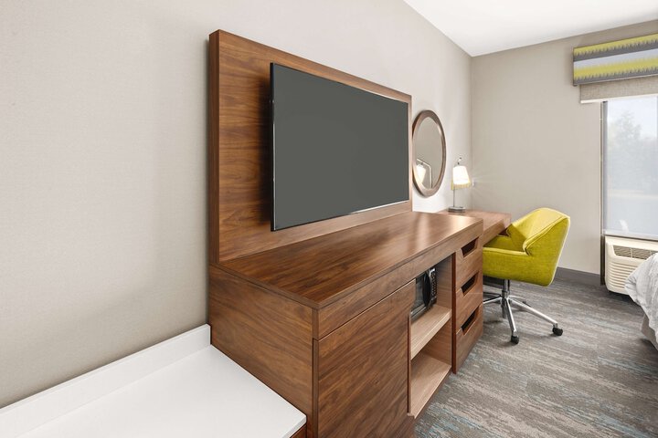 Room 10 of 41