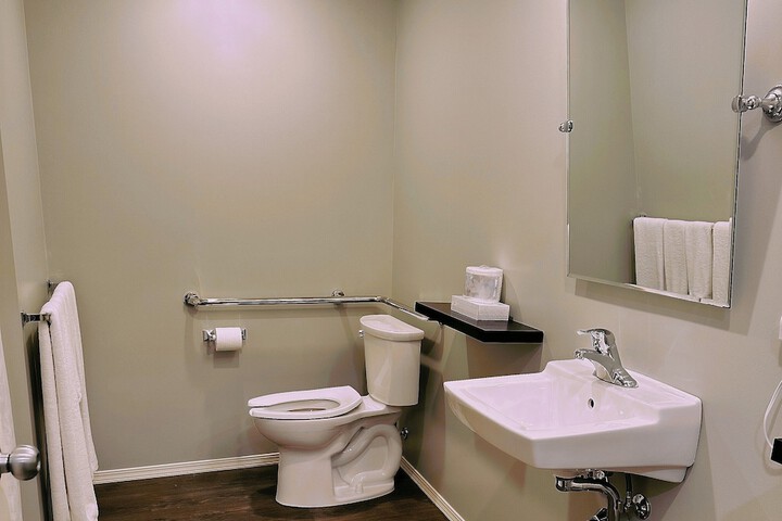 Room 8 of 54