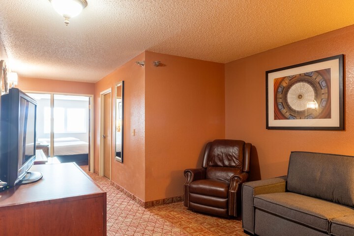 Room 10 of 67