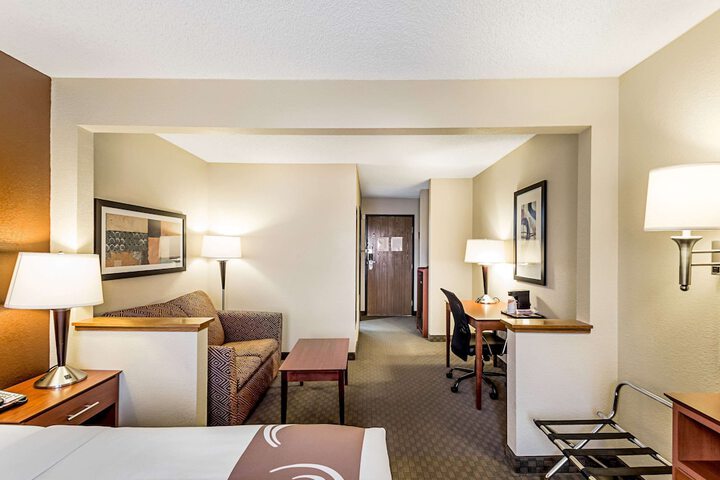Room 20 of 47