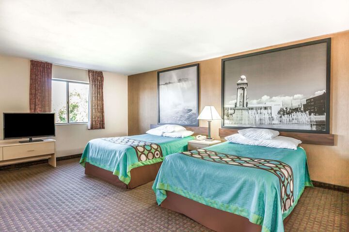 Room 14 of 23