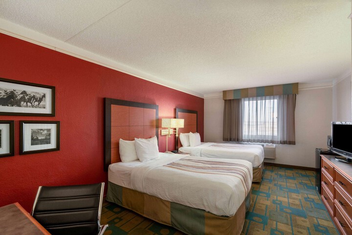 Room 13 of 41