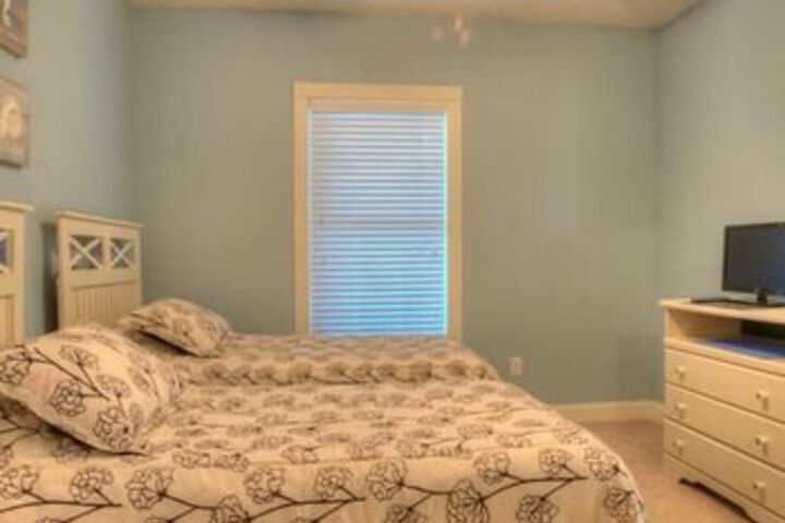 Magnolia Pointe 101 4847 3 Br Home by RedAwning