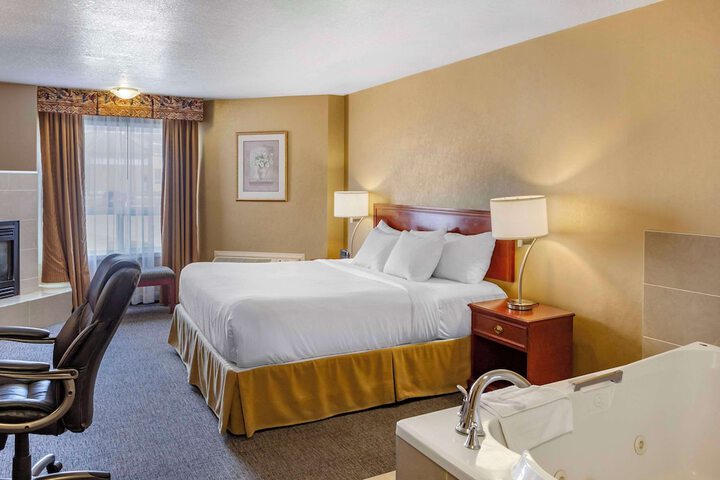 Quality Inn & Suites Edmonton International Airport