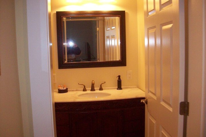 Room 5 of 20