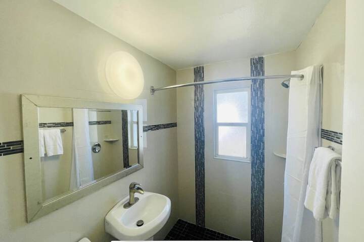 Room 8 of 15