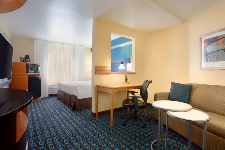 Room 17 of 21