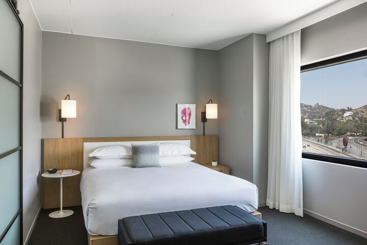 Kimpton Everly Hotel Hollywood by IHG