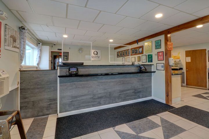Quality Inn & Suites Lincoln I-93