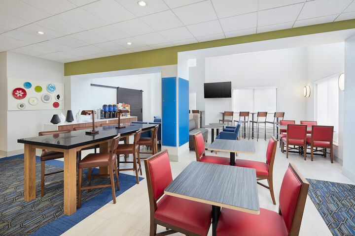 Holiday Inn Express Hotel & Suites Port Richey by IHG