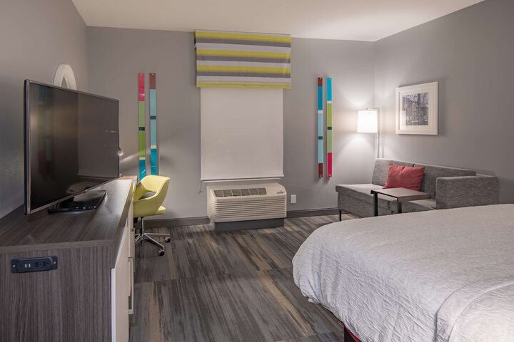 Room 17 of 61