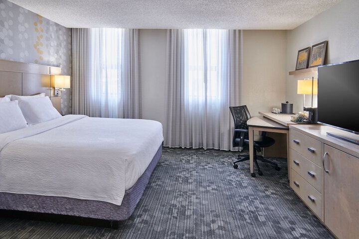Room 35 of 52