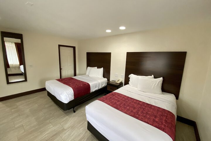 Roswell Inn