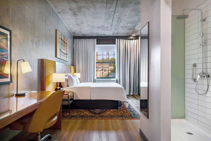 The Loom Hotel Tapestry Collection by Hilton